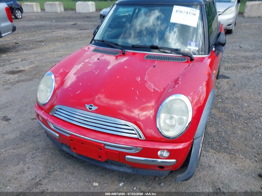 2002 Mini Cooper VIN WMWRC33492TE12448 IAAI salvage auction — NORMAL WEAR, Clear (New Jersey), sold $25 on 2026-08-13 (photo 6)