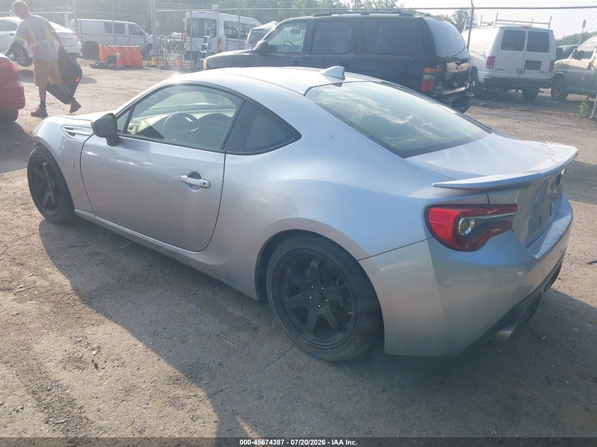 2017 Toyota Gr 86 VIN JF1ZNAA17H9709317 IAAI salvage auction — FRONT END, Clear (South Carolina), sold $2,050 on 2026-07-28 (photo 3)