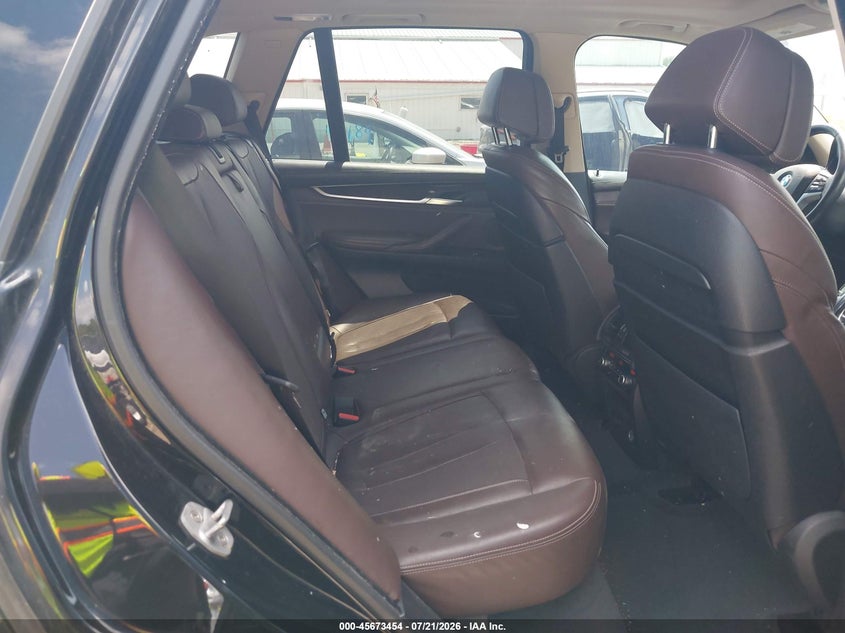 2015 BMW X5 VIN 5UXKR0C53F0K55836 IAAI salvage auction — NORMAL WEAR, Regular Certificate (Iowa), sold $500 on 2026-07-29 (photo 8)
