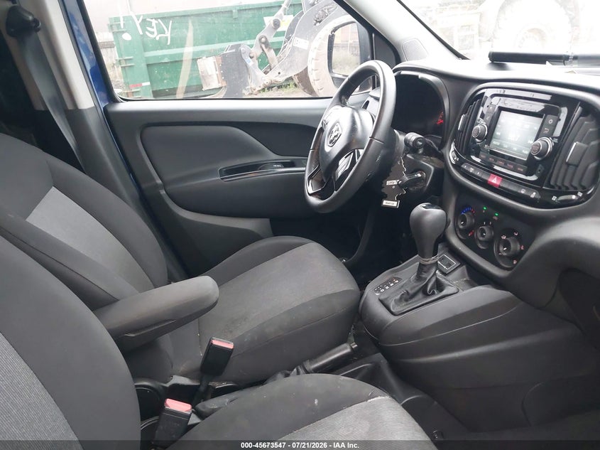 2017 Ram Promaster city VIN ZFBERFBB2H6E27689 IAAI salvage auction — FRONT & REAR, Salvage Title, sold $1,550 on 2026-08-17 (photo 5)