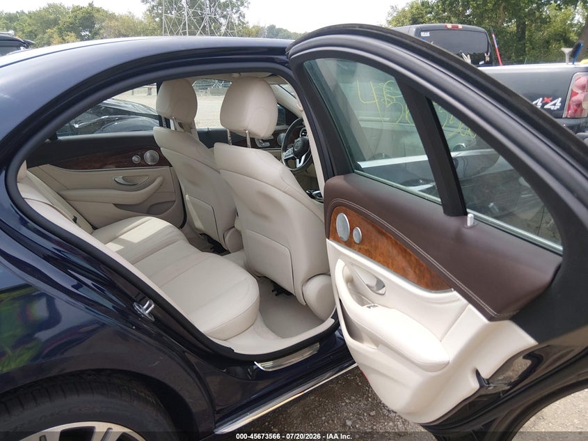 2019 Mercedes-benz E-klasse VIN WDDZF4KB0KA629210 IAAI salvage auction — FRONT END, Wait Title, sold $14,000 on 2026-08-16 (photo 8)