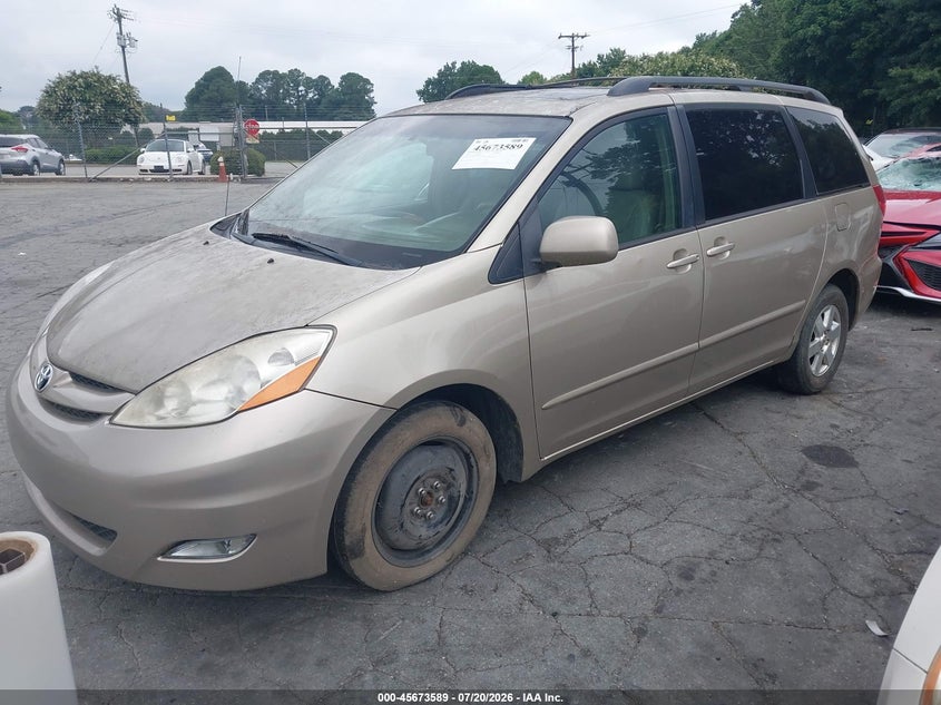 2010 Toyota Sienna VIN 5TDYK4CC1AS294811 IAAI salvage auction — NORMAL WEAR, Clear (North Carolina), sold $1,675 on 2026-07-30 (photo 2)