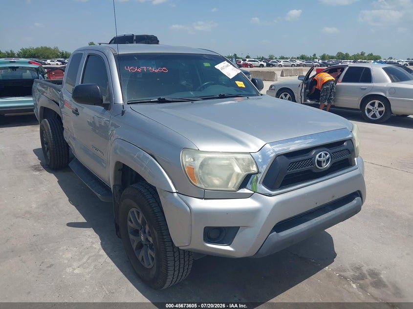 2014 Toyota Tacoma VIN 5TFTX4GN9EX029061 IAAI salvage auction — SIDE, Salvage Title, sold $4,050 on 2026-08-02 (photo 1)