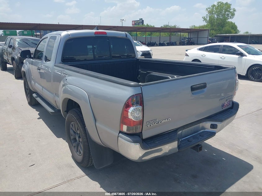 2014 Toyota Tacoma VIN 5TFTX4GN9EX029061 IAAI salvage auction — SIDE, Salvage Title, sold $4,050 on 2026-08-02 (photo 3)