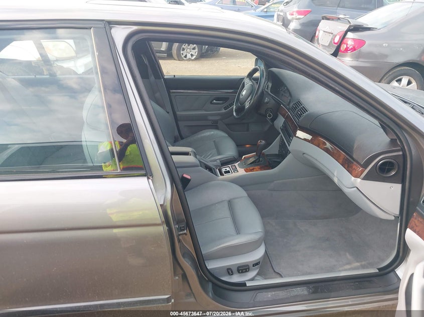 2003 BMW 5 series VIN WBADN63493GS56909 IAAI salvage auction — NORMAL WEAR, Original (Ohio), sold $725 on 2026-07-30 (photo 5)