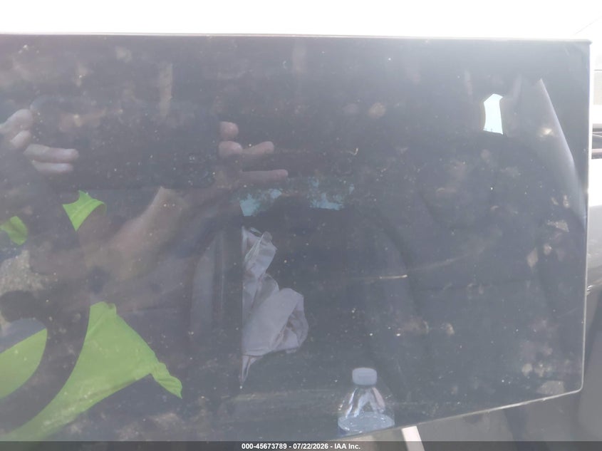 2023 Tesla Model x VIN 7SAXCDE57PF420998 IAAI salvage auction — FRONT END, Salvage Title, sold $18,600 on 2026-08-20 (photo 7)