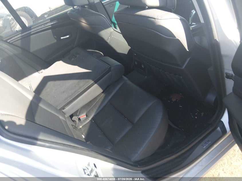 2009 BMW 5 series VIN WBAPT73529CX02433 IAAI salvage auction — NORMAL WEAR, Clear (Colorado), sold $425 on 2026-07-28 (photo 8)