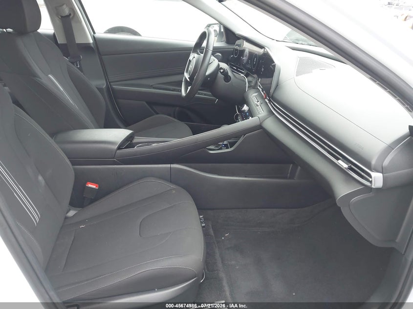 2025 Hyundai Elantra VIN KMHLS4DG1SU862401 IAAI salvage auction — SIDE, Mv-907A (New York), sold $7,400 on 2026-08-01 (photo 5)