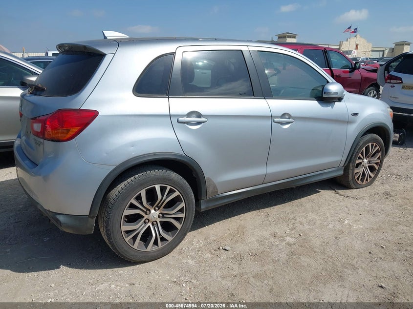 2017 Mitsubishi Outlander VIN JA4AP3AU0HZ014078 IAAI salvage auction — NORMAL WEAR, Original (Texas), sold $25 on 2026-07-29 (photo 4)
