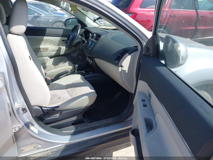 2017 Mitsubishi Outlander VIN JA4AP3AU0HZ014078 IAAI salvage auction — NORMAL WEAR, Original (Texas), sold $25 on 2026-07-29 (photo 5)
