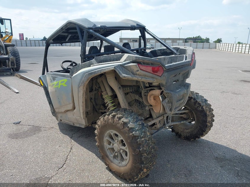 2025 Polaris Rzr VIN 3NSNEF997SF113068 IAAI salvage auction — LEFT FRONT, Wait Title, sold $7,000 on 2026-08-29 (photo 3)