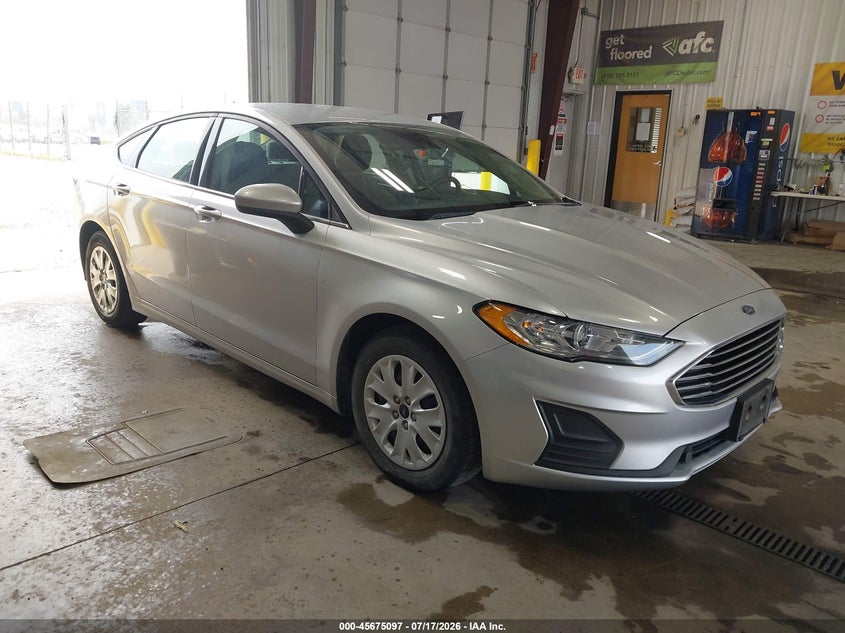 2019 Ford Fusion VIN 3FA6P0G78KR149404 IAAI salvage auction — NORMAL WEAR, Sf97 (Washington), sold $10,575 on 2026-09-03 (photo 1)