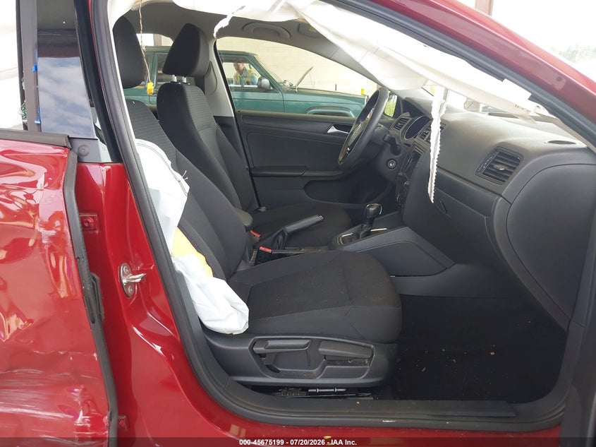 2016 Volkswagen Jetta VIN 3VW267AJXGM246887 IAAI salvage auction — RIGHT SIDE, Salvage Title, sold $625 on 2026-08-03 (photo 5)