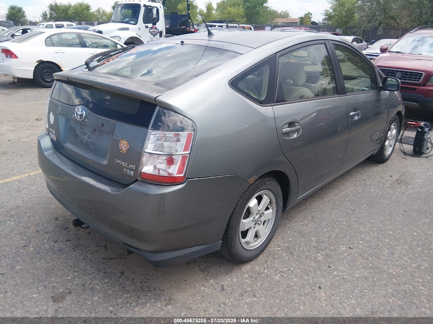 2005 Toyota Prius VIN JTDKB20UX50129663 IAAI salvage auction — NORMAL WEAR, Clear (Colorado), sold $225 on 2026-07-28 (photo 4)
