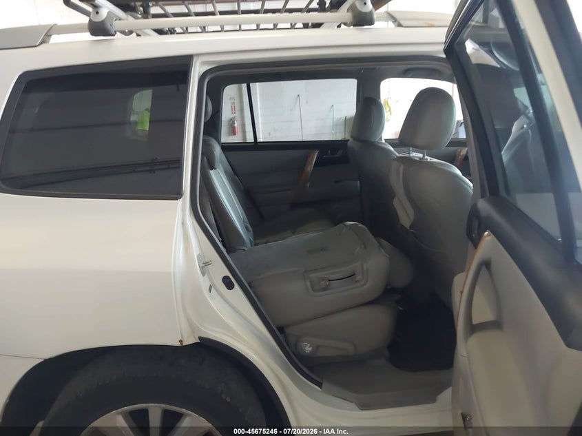 2008 Toyota Highlander hybrid VIN JTEEW41A782010359 IAAI salvage auction — LEFT FRONT, Prior Salvage (Minnesota), sold $25 on 2026-07-29 (photo 8)