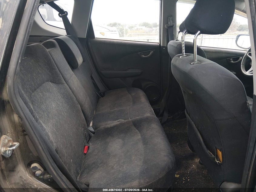 2011 Honda Fit VIN JHMGE8H52BS003941 IAAI salvage auction — NORMAL WEAR, Clear (New Mexico), sold $375 on 2026-07-29 (photo 8)
