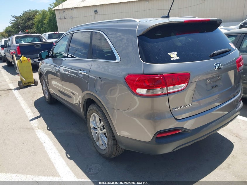 2018 Kia Sorento VIN 5XYPG4A55JG389998 IAAI salvage auction — NORMAL WEAR, Clear - Dealer Only (California), sold $725 on 2026-07-28 (photo 3)