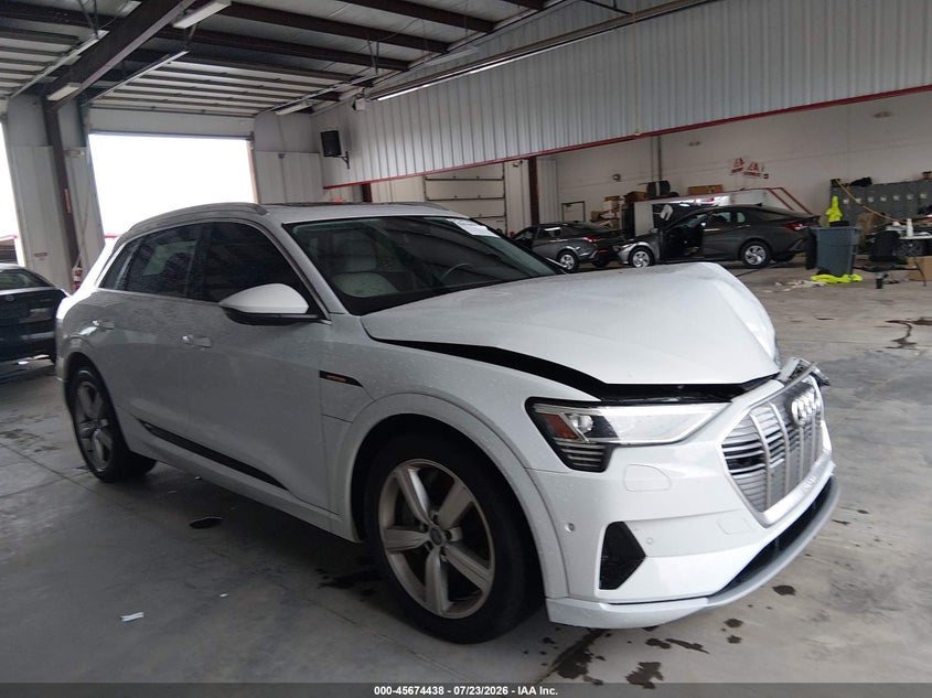2019 Audi E-tron VIN WA1LAAGEXKB024227 IAAI salvage auction — LEFT FRONT, Salvage (North Carolina), sold $8,150 on 2026-09-04 (photo 1)