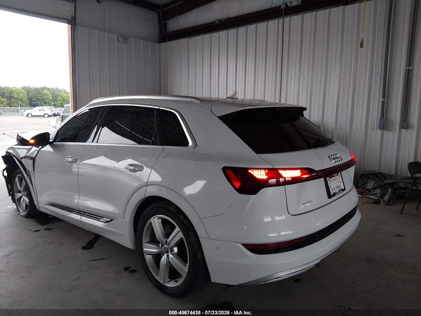 2019 Audi E-tron VIN WA1LAAGEXKB024227 IAAI salvage auction — LEFT FRONT, Salvage (North Carolina), sold $8,150 on 2026-09-04 (photo 3)