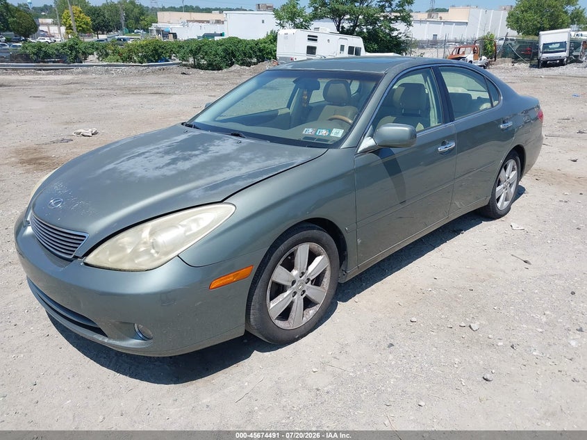 2005 Lexus Es 330 VIN JTHBA30G455065625 IAAI salvage auction — NORMAL WEAR, Clear (Pennsylvania), sold $550 on 2026-07-31 (photo 2)