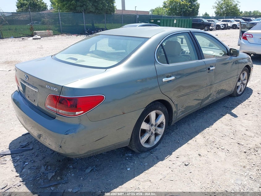 2005 Lexus Es 330 VIN JTHBA30G455065625 IAAI salvage auction — NORMAL WEAR, Clear (Pennsylvania), sold $550 on 2026-07-31 (photo 4)