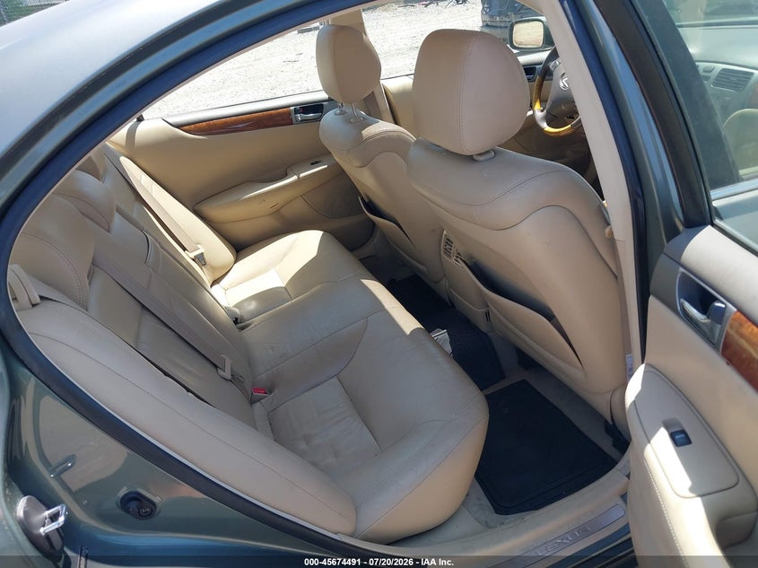 2005 Lexus Es 330 VIN JTHBA30G455065625 IAAI salvage auction — NORMAL WEAR, Clear (Pennsylvania), sold $550 on 2026-07-31 (photo 8)
