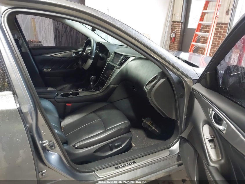 2016 Infiniti Q50 VIN JN1CV7AR4GM253381 IAAI salvage auction — REAR END, Wait Title, sold $1,950 on 2026-08-19 (photo 5)