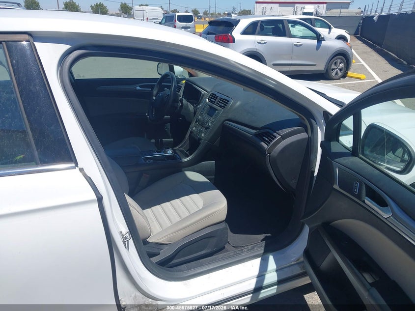 2018 Ford Fusion VIN 3FA6P0UU5JR235729 IAAI salvage auction — NORMAL WEAR, Sf97 (California), sold $12,150 on 2026-07-30 (photo 5)