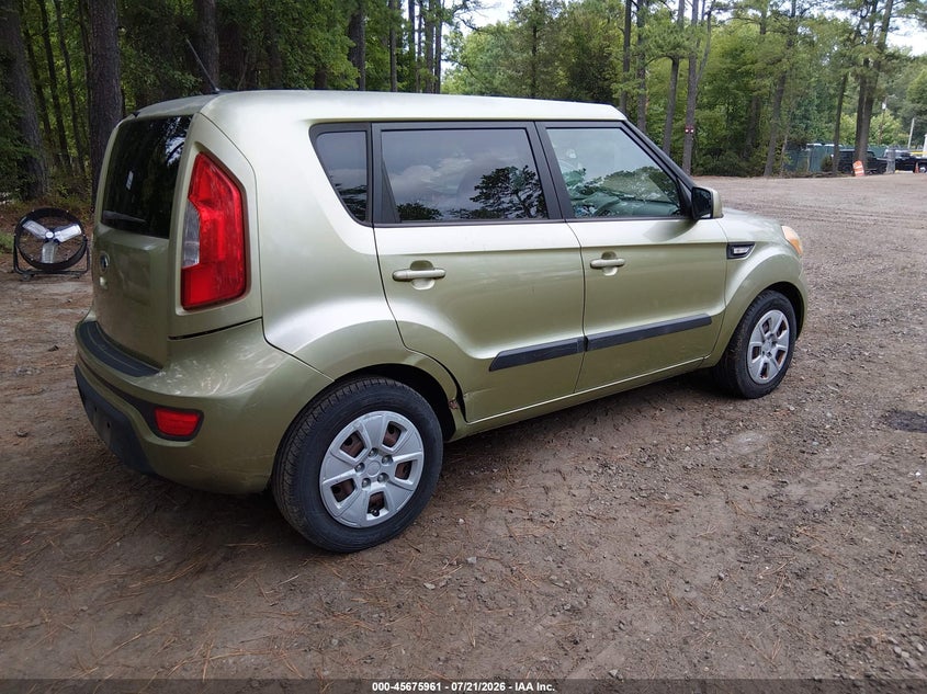 2013 Kia Soul VIN KNDJT2A56D7500968 IAAI salvage auction — RIGHT SIDE, Clear (Virginia), sold $300 on 2026-07-28 (photo 4)