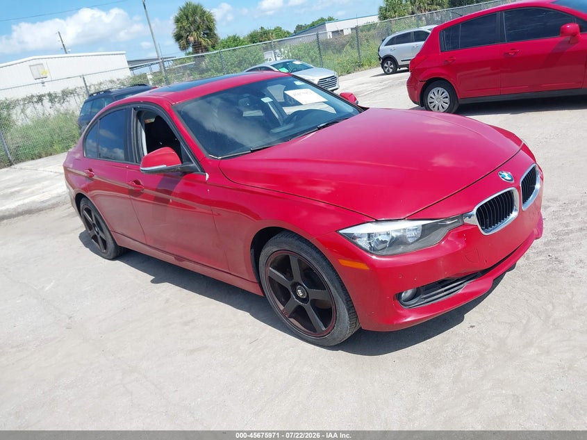 2015 BMW 3er VIN WBA3A5G52FNS87164 IAAI salvage auction — NORMAL WEAR, Clear (Florida), sold $200 on 2026-07-29 (photo 1)