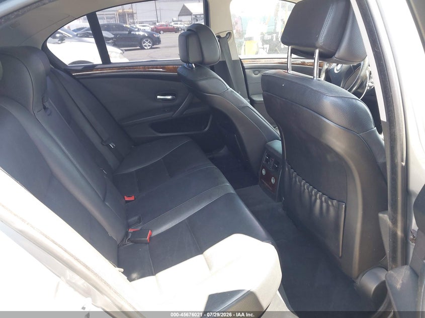 2010 BMW 5 series VIN WBANV1C53AC443891 IAAI salvage auction — NORMAL WEAR, Clear - Dealer Only (California), sold $375 on 2026-08-04 (photo 8)