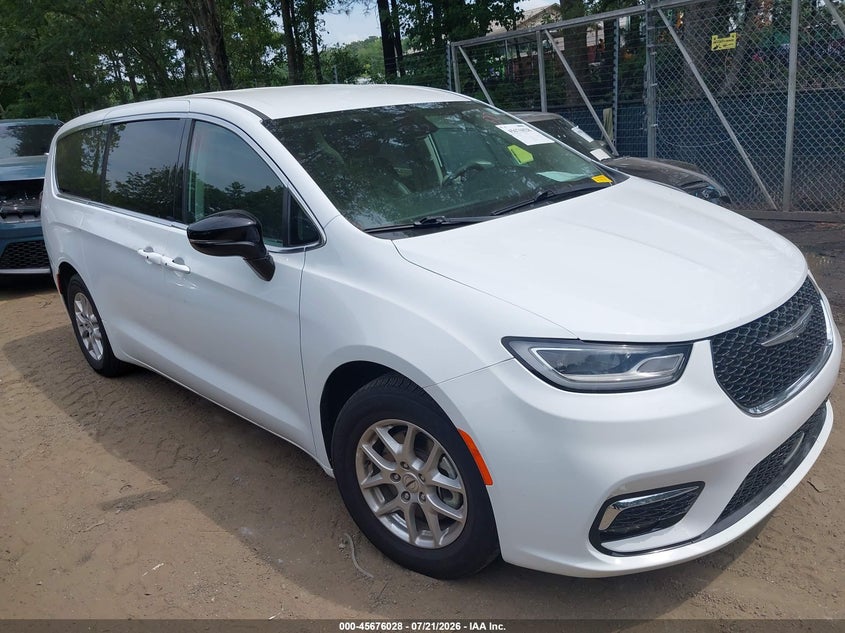 2024 Chrysler Pacifica VIN 2C4RC1BG9RR106237 — IAAI salvage auction photo