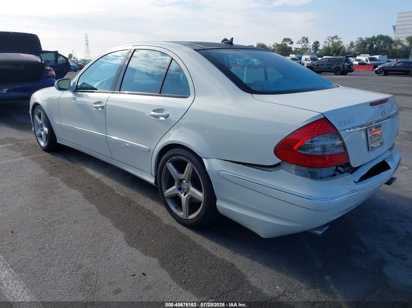 2009 Mercedes-benz E-class VIN WDBUF56X19B391533 IAAI salvage auction — FRONT & REAR, Salvage (California), sold $25 on 2026-07-31 (photo 3)