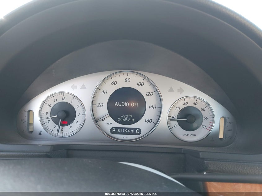 2009 Mercedes-benz E-class VIN WDBUF56X19B391533 IAAI salvage auction — FRONT & REAR, Salvage (California), sold $25 on 2026-07-31 (photo 7)
