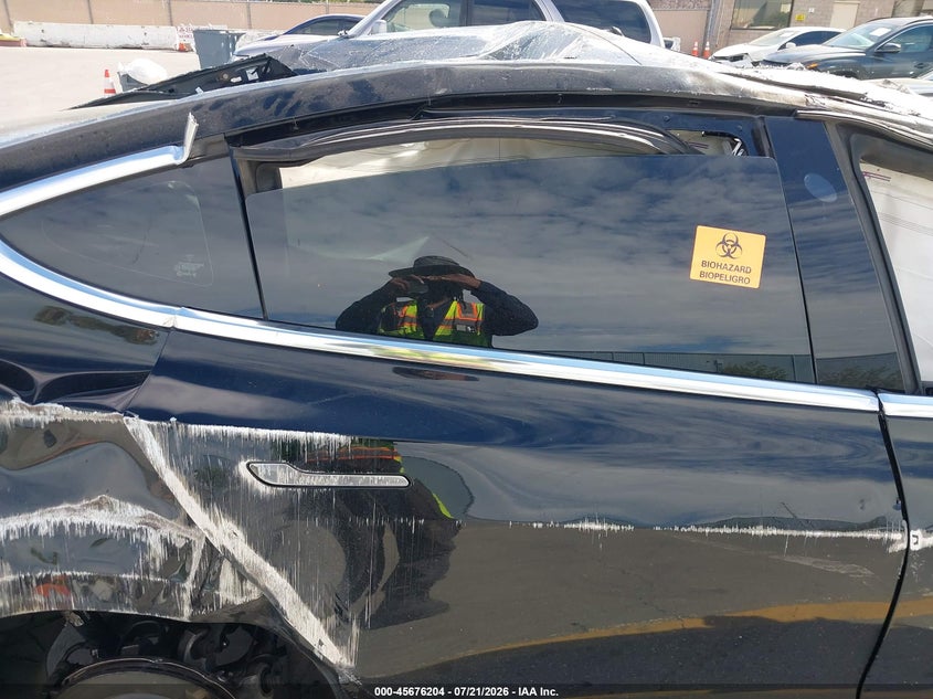 2018 Tesla Model 3 VIN 5YJ3E1EB9JF120901 IAAI salvage auction — ROLLOVER, Non-Repairable (California), sold $450 on 2026-08-31 (photo 8)
