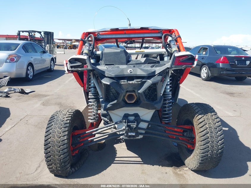 2022 Can-am/ brp Maverick VIN 3JBVVAV45NE002076 IAAI salvage auction — LEFT SIDE, Salvage Title, sold $12,975 on 2026-08-25 (photo 6)