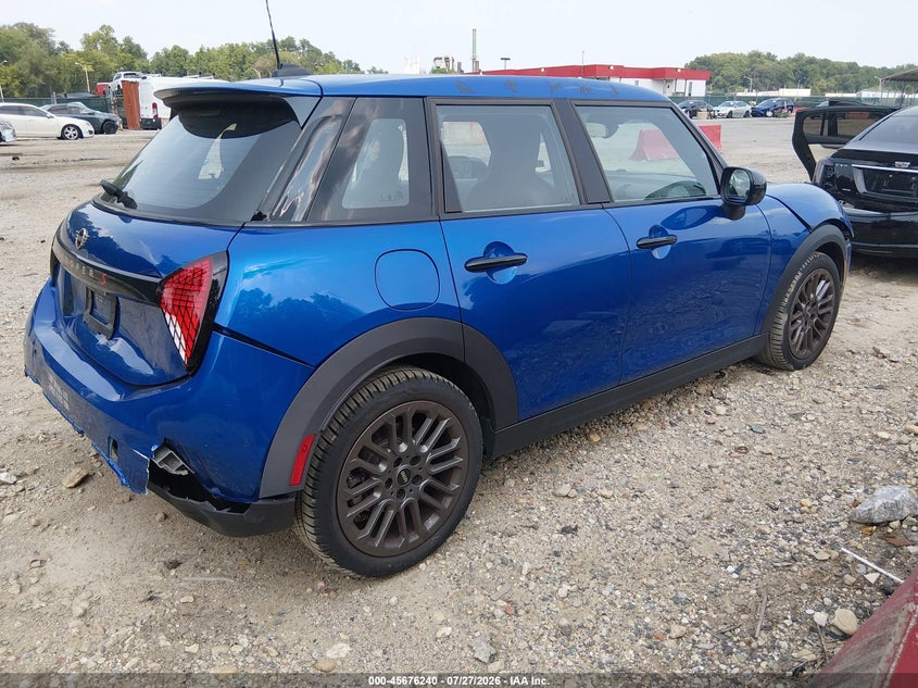 2025 Mini Hard top VIN WMW53GD09S2W53236 IAAI salvage auction — REAR END, Salvage Title, sold $10,600 on 2026-08-22 (photo 4)