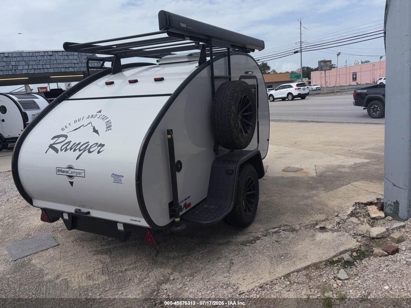 2022 Teardrop Other VIN UKR2A1516NE002025 IAAI salvage auction — NORMAL WEAR, Clear (Arizona), sold $3,250 on 2026-07-29 (photo 4)