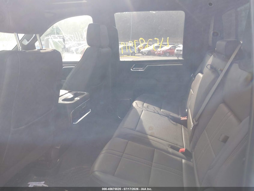 2025 Chevrolet Silverado VIN 2GC4KREY1S1130293 IAAI salvage auction — SIDE, Salvage Title, sold $18,600 on 2026-07-31 (photo 4)