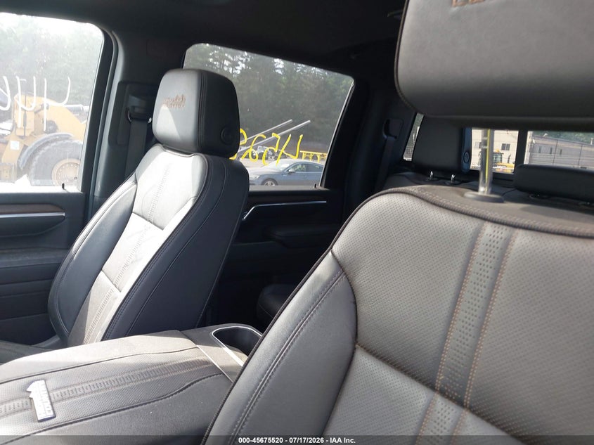 2025 Chevrolet Silverado VIN 2GC4KREY1S1130293 IAAI salvage auction — SIDE, Salvage Title, sold $18,600 on 2026-07-31 (photo 6)