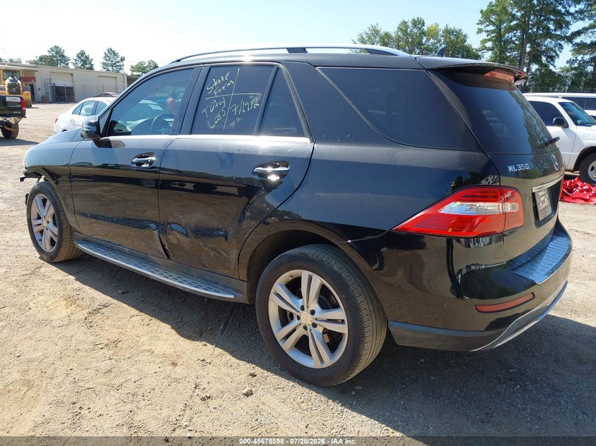 2014 Mercedes-benz M-klasse VIN 4JGDA5JB3EA339201 IAAI salvage auction — SIDE, Salvage (Texas), sold $4,600 on 2026-08-02 (photo 3)