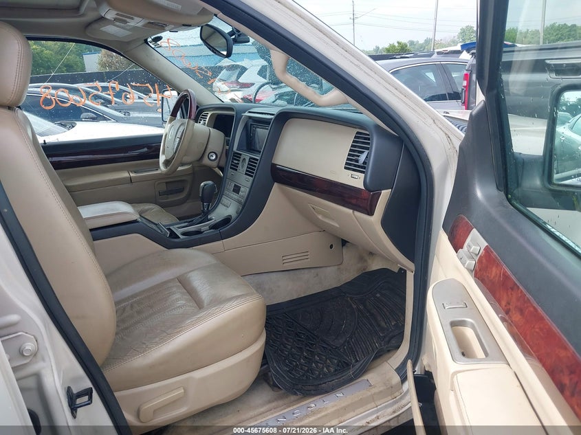 2005 Lincoln Aviator VIN 5LMEU88H65ZJ06130 IAAI salvage auction — REAR END, Salvage (Ohio), sold $325 on 2026-07-31 (photo 5)