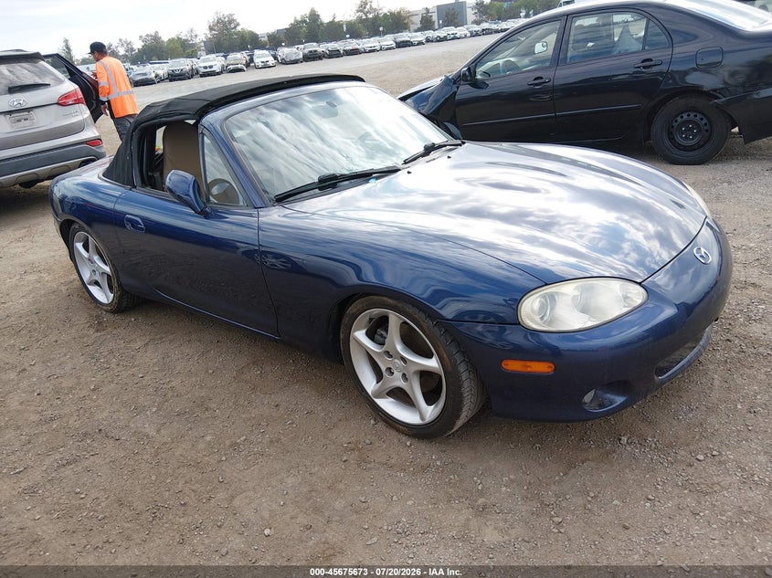 2001 Mazda Mx-5 miata VIN JM1NB353110204683 IAAI salvage auction — NORMAL WEAR, Clear - Dealer Only (California), sold $25 on 2026-07-29 (photo 1)