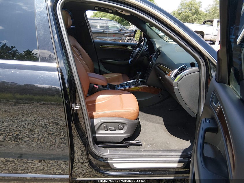 2012 Audi Q5 VIN WA1LFBFP0CA103875 IAAI salvage auction — LEFT SIDE, Clear (Alabama), sold $775 on 2026-07-27 (photo 5)