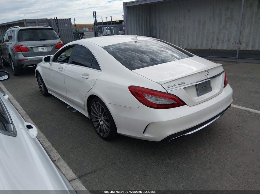 2015 Mercedes-benz Clc-klasse VIN WDDLJ6FB5FA153536 IAAI salvage auction — LEFT SIDE, Salvage Title, sold $3,800 on 2026-08-12 (photo 3)