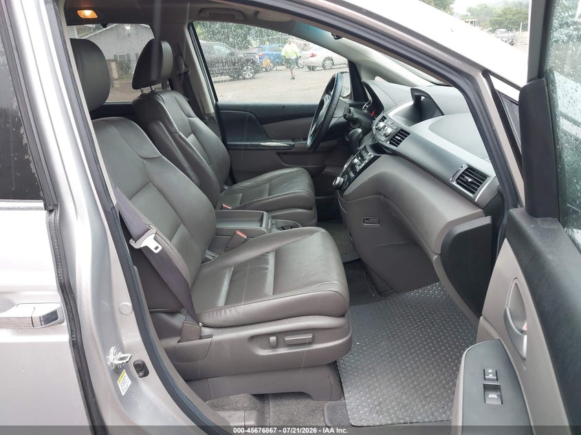 2011 Honda Odyssey VIN 5FNRL5H60BB070395 IAAI salvage auction — NORMAL WEAR, Original (Ohio), sold $525 on 2026-08-01 (photo 5)