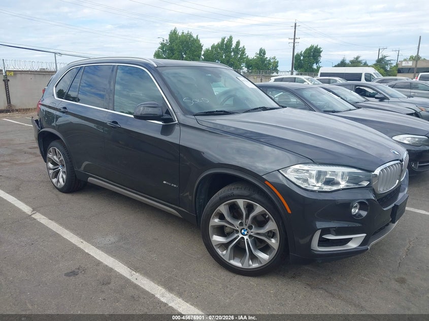 2018 BMW X5 VIN 5UXKR2C56J0Z22483 — IAAI salvage auction photo