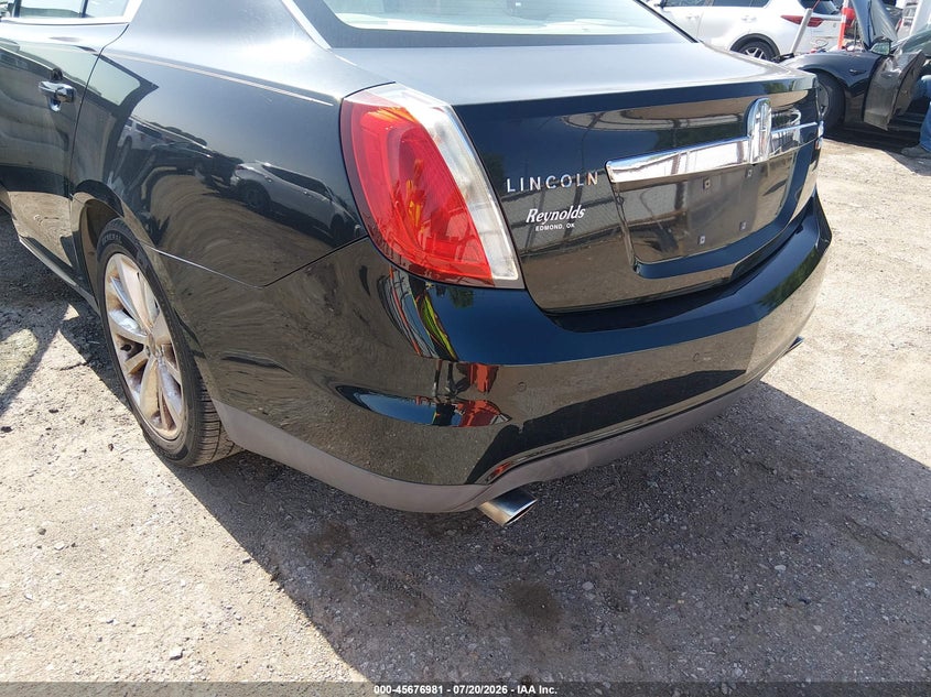 2009 Lincoln Mks VIN 1LNHM94R99G607034 IAAI salvage auction — NORMAL WEAR, Clear - Public Restricted (Oklahoma), sold $650 on 2026-08-01 (photo 6)