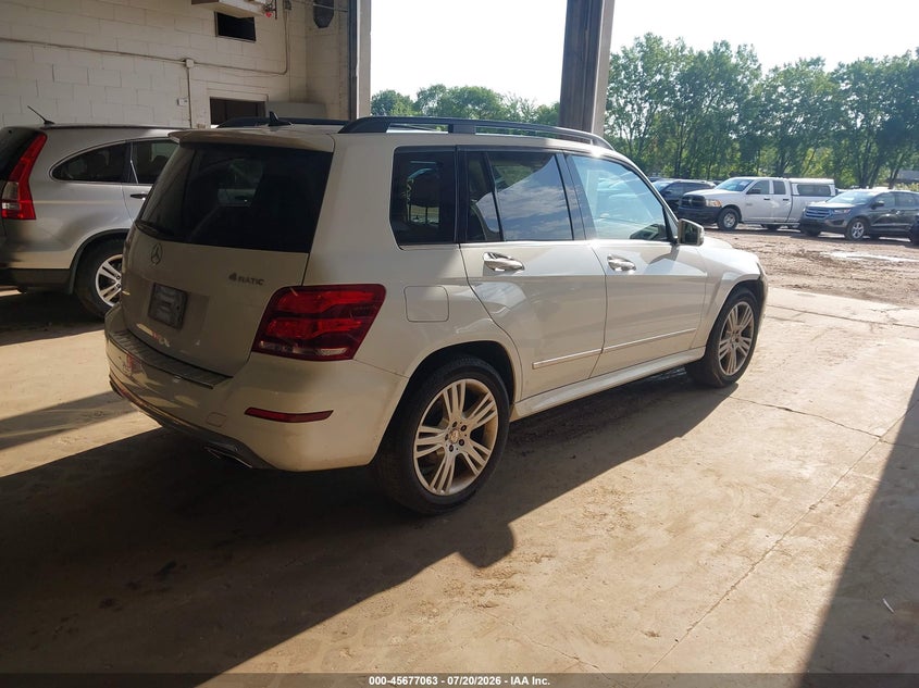 2013 Mercedes-benz Glk-class VIN WDCGG8JB2DG075945 IAAI salvage auction — NORMAL WEAR, Clear (Minnesota), sold $25 on 2026-07-29 (photo 4)