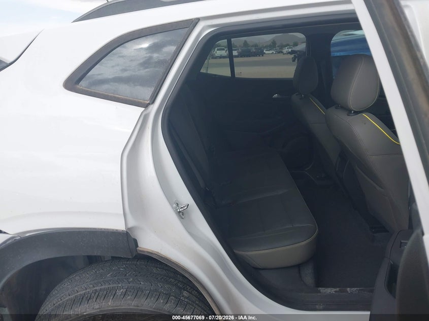 2025 Chevrolet Trax VIN KL77LKEP3SC131333 IAAI salvage auction — RIGHT FRONT, Original (Texas), sold $1,500 on 2026-07-29 (photo 8)